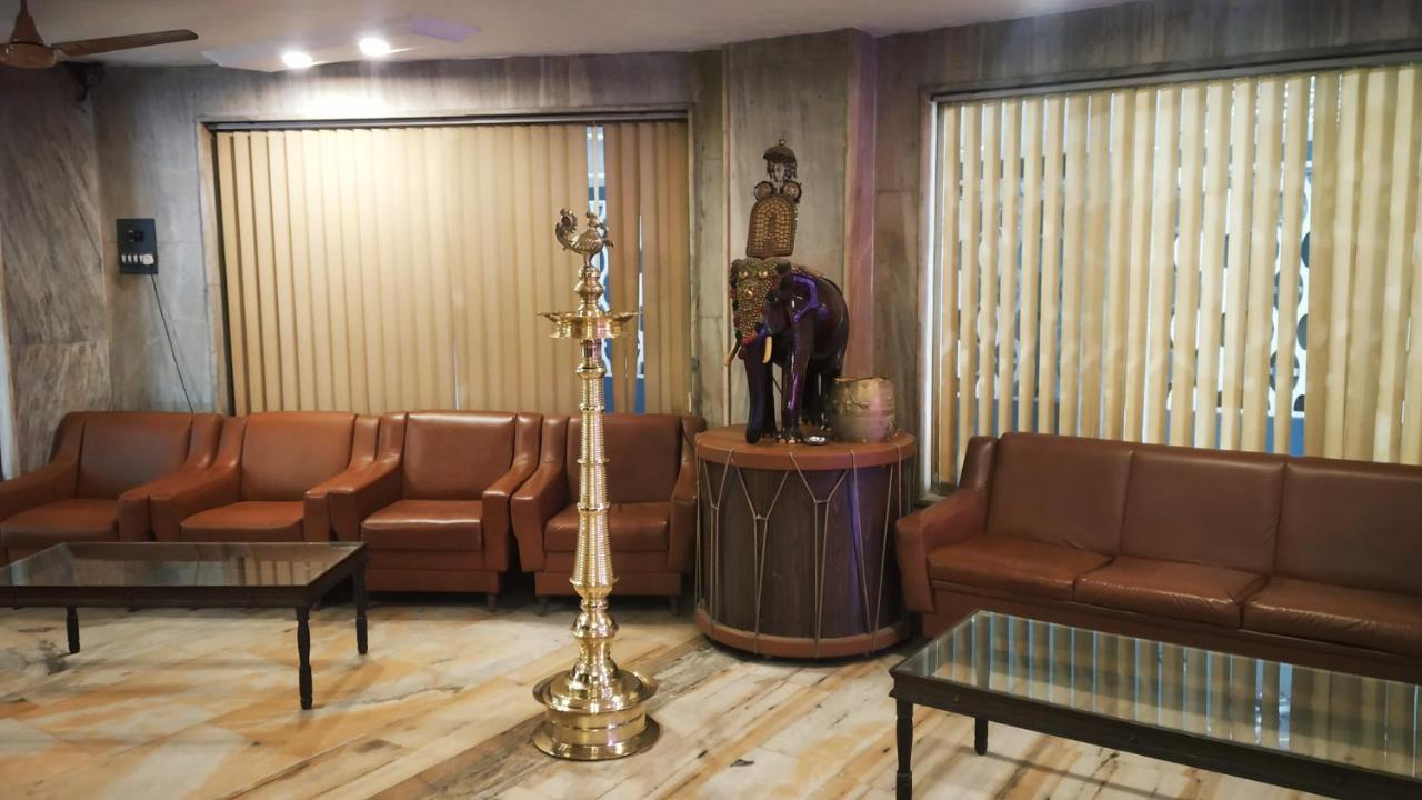Hotel Elite International Thrissur Buitenkant foto